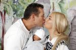 Scheveningen 20 november 2020
Samantha de Jong met haar vriend Gerrit en hun baby Djamino in hun huis .  dochter Gerrit