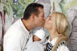 Scheveningen 20 november 2020
Samantha de Jong met haar vriend Gerrit en hun baby Djamino in hun huis .  dochter Gerrit