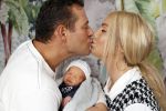 Scheveningen 20 november 2020
Samantha de Jong met haar vriend Gerrit en hun baby Djamino in hun huis .  dochter Gerrit