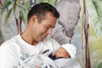 Scheveningen 20 november 2020
Samantha de Jong met haar vriend Gerrit en hun baby Djamino in hun huis .  dochter Gerrit
