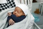 Scheveningen 20 november 2020
Samantha de Jong met haar vriend Gerrit en hun baby Djamino in hun huis .  dochter Gerrit