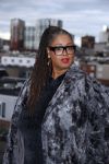 Rotterdam 4 december 2020
Interview Cahtherine Keyl met Shirma Rouse . Shirma is ruim 60 kg afgevallen.