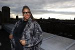 Rotterdam 4 december 2020
Interview Cahtherine Keyl met Shirma Rouse . Shirma is ruim 60 kg afgevallen.