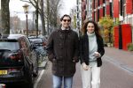 Amsterdam 29 november 2020
Thiery Baudert en zijn vriendin Davide op straat in Amsterdam.