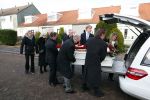 Emmeloord 10 december 2021
Begrafenis Arie Ribbens .Aanwezig zijn vrouw Cea Ribbens zijn dochter met gezin en oa Bonnie St Claire en Jacques Herb met zijn vrouw . De man van Bonnie Anne Jan Jongbloed verzorgt de uitvaart.