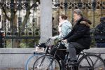 Amsterdam 25 november 2021
Boris Dittrich op de fiets in Amsterdam