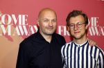 Rotterdam 18 november 2021
Premiere Come from away in het nieuwe Luxor theater.
Boris v d Ham met partner