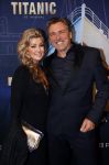 Almere 21 november 2021
Premiere van musical the Titanic in schouwburg Almere. Brigitte Nijman met vriend