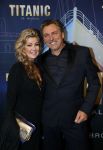 Almere 21 november 2021
Premiere van musical the Titanic in schouwburg Almere. Brigitte Nijman met vriend