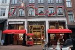 Amsterdam 4 december 2021
Cartier winkel in kerststijl op de PC Hooftstraat