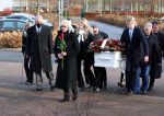 Emmeloord 10 december 2021
Begrafenis Arie Ribbens .Aanwezig zijn vrouw Cea Ribbens zijn dochter met gezin en oa Bonnie St Claire en Jacques Herb met zijn vrouw . De man van Bonnie Anne Jan Jongbloed verzorgt de uitvaart.