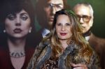 Amsterdam 23 november 2021
Premiere House of Gucci in pathe arena.
Claudia Schoemacher met een kennis
