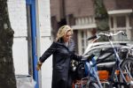 Amsterdam 24 november 2021
Connie Witteman doet boodschappen in haar Biro