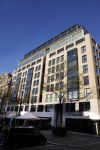 Amsterdam 23 november 2021
In dit appartementen complex op de dam heeft Edgar davids 2 appartementen