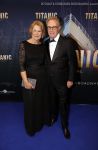 Almere 21 november 2021
Premiere van musical the Titanic in schouwburg Almere. Edvard Niessing met vriendin