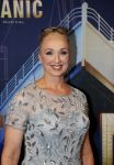 Almere 21 november 2021
Premiere van musical the Titanic in schouwburg Almere. Ellen evers met haar man