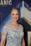 Almere 21 november 2021
Premiere van musical the Titanic in schouwburg Almere. Ellen evers met haar man
