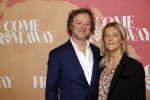Rotterdam 18 november 2021
Premiere Come from away in het nieuwe Luxor theater.
Frits Sissing met zijn vrouw