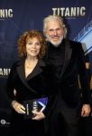 Almere 21 november 2021
Premiere van musical the Titanic in schouwburg Almere. Henriette Tol met partner
