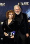Almere 21 november 2021
Premiere van musical the Titanic in schouwburg Almere. Henriette Tol met partner