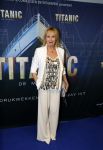 Almere 21 november 2021
Premiere van musical the Titanic in schouwburg Almere. Paul Groot en Inge Ipenburg