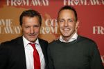 Rotterdam 18 november 2021
Premiere Come from away in het nieuwe Luxor theater.
John de Bever met partner Kees