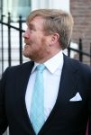 Den Haag 8 december 2021
Prinses Amalia arriveert voor de buitengewone vergadering van de Raad van State. Naast de prinses waren ook koning Willem Alexander en koningin Maxima bij de buitengewone vergadering aanwezig.
Na de vergadering ging Amalia in de tuin een boom planten.