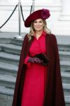 Den Haag 8 december 2021
Prinses Amalia arriveert voor de buitengewone vergadering van de Raad van State. Naast de prinses waren ook koning Willem Alexander en koningin Maxima bij de buitengewone vergadering aanwezig.
Na de vergadering ging Amalia in de tuin een boom planten.