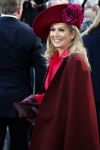 Den Haag 8 december 2021
Prinses Amalia arriveert voor de buitengewone vergadering van de Raad van State. Naast de prinses waren ook koning Willem Alexander en koningin Maxima bij de buitengewone vergadering aanwezig.
Na de vergadering ging Amalia in de tuin een boom planten.