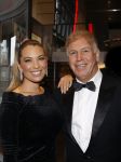 Aalsmeer 28 november 2021
Premiere One de musical . Marcel Boekhoorn kwam met zijn vriendin Rebecca Cabau v Kasbergen