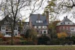 Amsterdamn 24 november 2021
Marco v Basten en zijn vrouw Liesbeth hebben hun huis aan het vondelpark verkocht voor 13.5 miljoen euro.