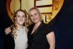 Aalsmeer 28 november 2021
Premiere One de musical . Marleen v d Loo met dochter