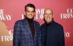 Rotterdam 18 november 2021
Premiere Come from away in het nieuwe Luxor theater.
maurice Wijnen met partner