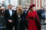 Den Haag 8 december 2021
Prinses Amalia arriveert voor de buitengewone vergadering van de Raad van State. Naast de prinses waren ook koning Willem Alexander en koningin Maxima bij de buitengewone vergadering aanwezig.
Na de vergadering ging Amalia in de tuin een boom planten.