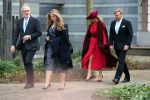 Den Haag 8 december 2021
Prinses Amalia arriveert voor de buitengewone vergadering van de Raad van State. Naast de prinses waren ook koning Willem Alexander en koningin Maxima bij de buitengewone vergadering aanwezig.
Na de vergadering ging Amalia in de tuin een boom planten.