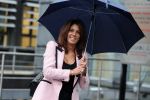Amsterdam 30 november 2021
Rachel hazes onder paraplu.