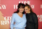 Rotterdam 18 november 2021
Premiere Come from away in het nieuwe Luxor theater.
Renee Fokker met haar nicht