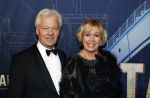 Almere 21 november 2021
Premiere van musical the Titanic in schouwburg Almere. Ria Valk met haar vriend