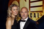Aalsmeer 28 november 2021
Premiere One de musical . Rob Kamphues en zijn vriendin Kristi