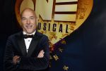 Aalsmeer 28 november 2021
Premiere One de musical . Rob Kamphues en zijn vriendin Kristi