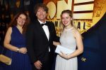 Aalsmeer 28 november 2021
Premiere One de musical . Roel Pieters met zijn gezin