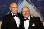 Almere 21 november 2021
Premiere van musical the Titanic in schouwburg Almere. Ronnie Tober met partner Jan Jochems