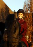 Lunteren 22 november 2021
Presentatie paarden calendar waarvan opbrengst naar het KWF gaat . Bridget Maasland en Samantha Steenwijk krijgen het eerste exemplaar . Ze kopen per paard aanrijden