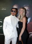 Amsterdam 23 november 2021
Premiere House of Gucci in pathe arena. Timor Steffens met vriendin Saskia Koelwijn