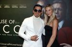 Amsterdam 23 november 2021
Premiere House of Gucci in pathe arena. 
Timor Steffens en vriendin Zoe Ivory