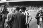 Eindhoven, 25 Augustus 1979
PSV-Feyenoord. eindstand 2-2
Willy v d Kuijlen Kees Rijvers en Ben v Gelder  met elkaar in gesprek voor aanvang van de wedstrijd
