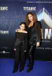 Almere 21 november 2021
Premiere van musical the Titanic in schouwburg Almere. Zomayra met dochter