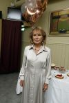 Amsterdam 17 november 2022
In theater Betty Asfalt viert Annemarie Oster haar 80e verjaardag .