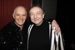 Amsterdam 17 november 2022
In theater Betty Asfalt viert Annemarie Oster haar 80e verjaardag . Arie Cupe en Jon v Eerd