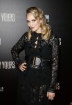 Amsterdam 19 december 2022
Premiere Faithfully Yours in Tuschinski
Bracha v Doesburgh